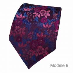 Cravate fleurie violet prune à motifs fushia, rose clair et bleu - Modèle 9