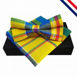 Nœud papillon en madras bleu et jaune avec sa pochette de costume assortie